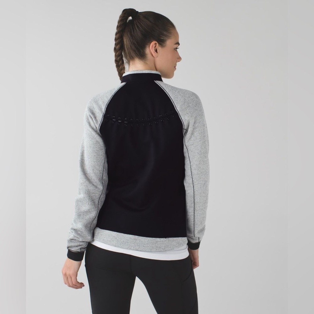 Lululemon Var-city Bomber Full Zip Jacket Sz 4 Black/Heathered Black - Picture 2 of 7